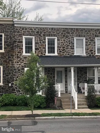 $3,495 | 126 North Wayne Street, West Chester, PA 19380
