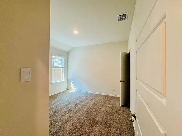 $2,250 | 4028 Moss Road, Pilot Point, TX 76258