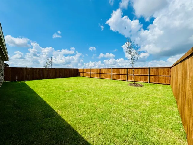 $2,250 | 4028 Moss Road, Pilot Point, TX 76258