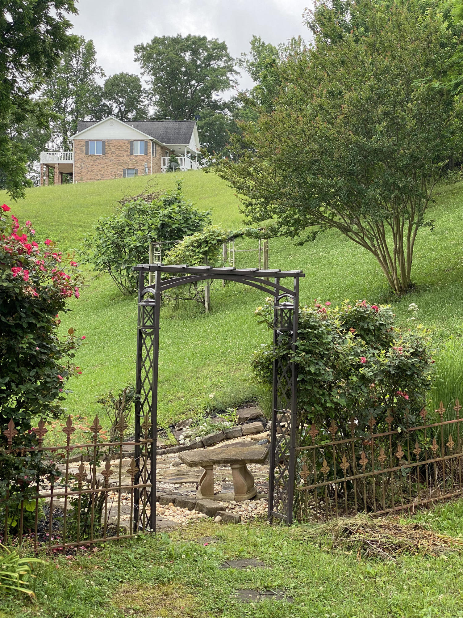 381 Mariner Point Road La Follette, TN 37766 - Photo 6 of 36 EF2E0AD2-83D1-4289-BC9D-7024629F0612