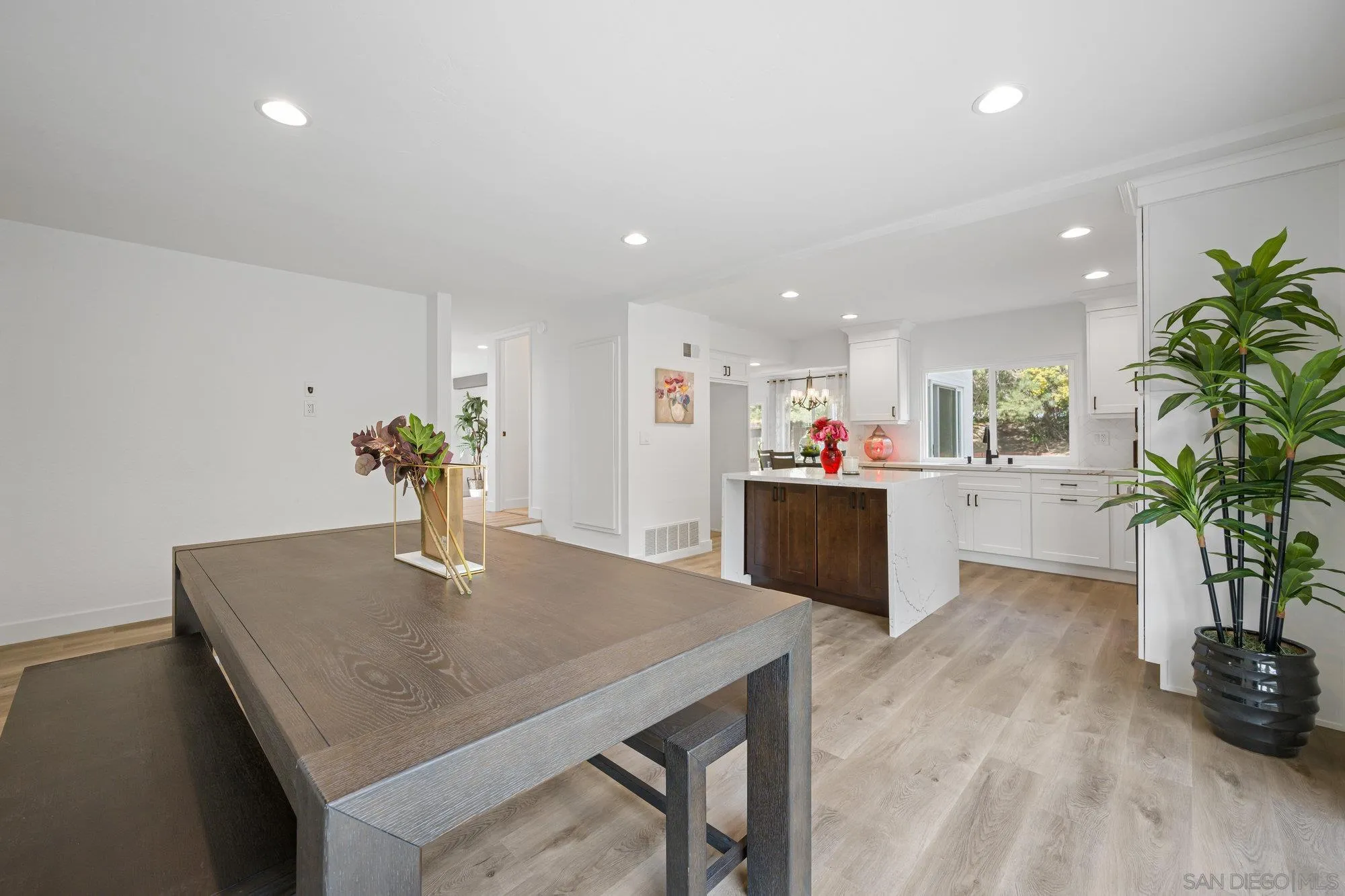 4011 Crescent Point Road Carlsbad, CA 92008 - Photo 13 of 26 Gallery Image 13