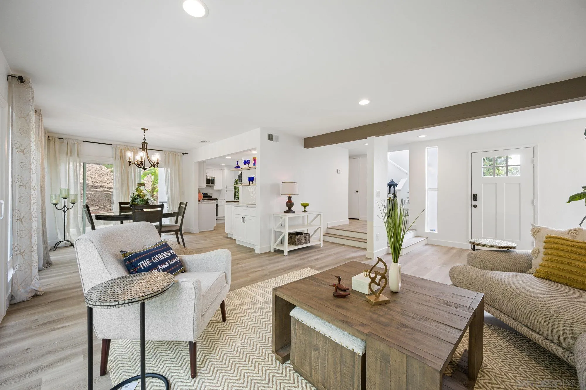 4011 Crescent Point Road Carlsbad, CA 92008 - Photo 6 of 26 Gallery Image 6