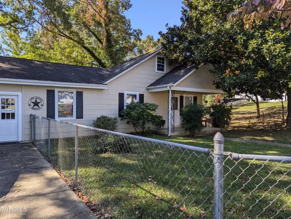 $229,900 | 104 Tennessee Drive, Greeneville, TN 37743