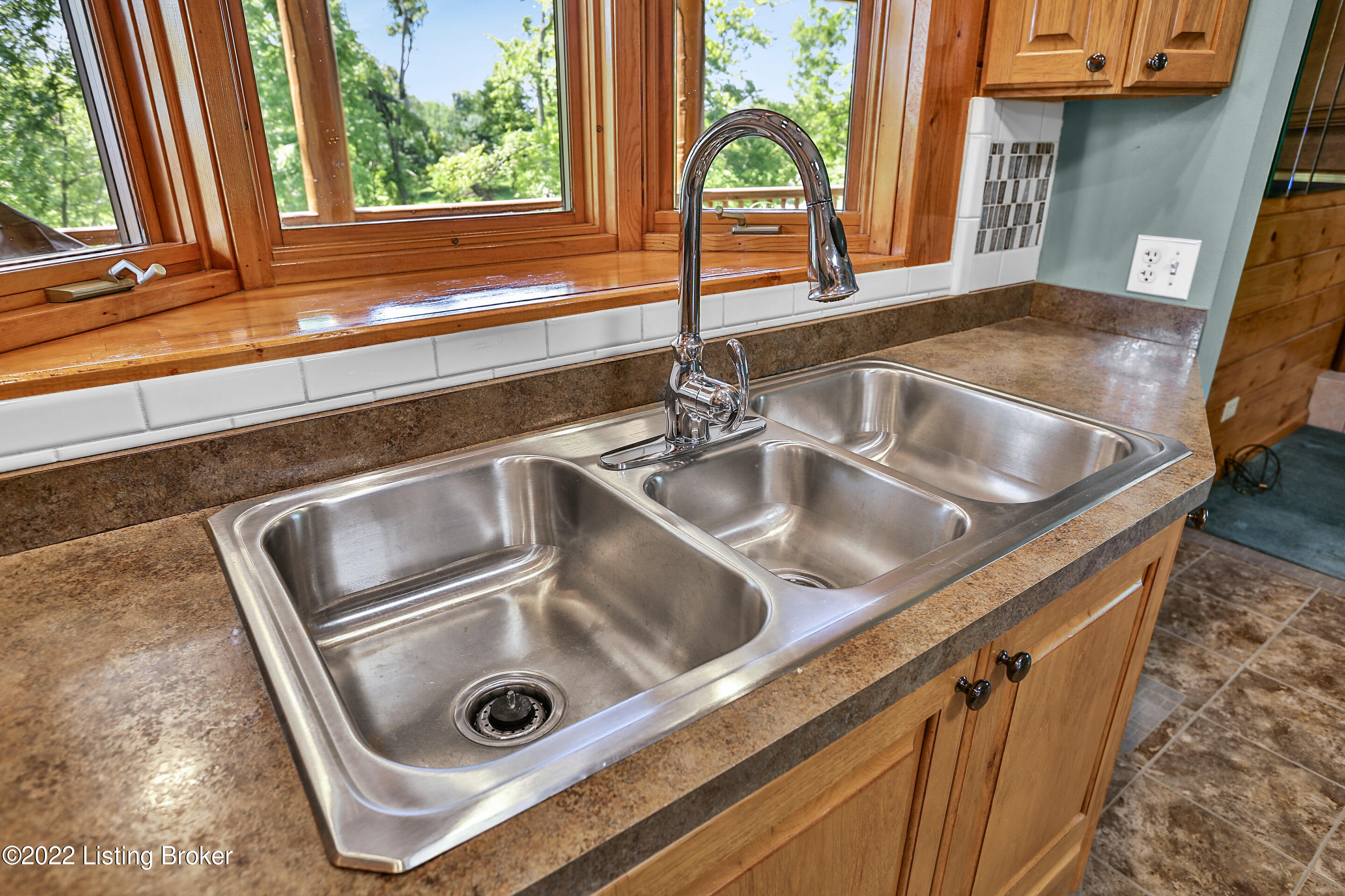 8062 Vigo Road Bagdad, KY 40003 - Photo 10 of 34 CT6C2885-JPG