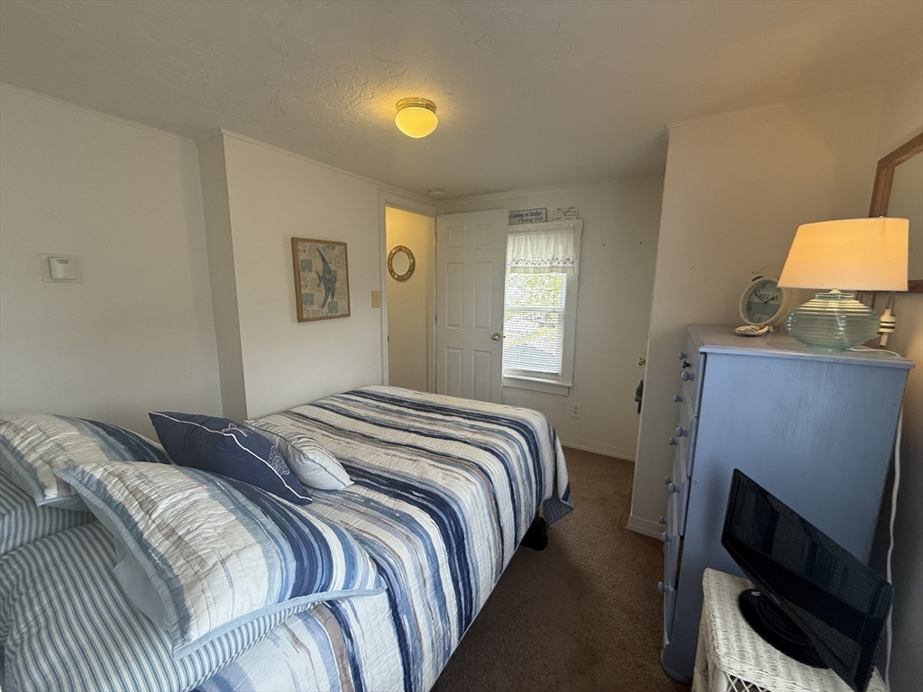 36 Wankinco Avenue Wareham, MA 02571 - Photo 16 of 22