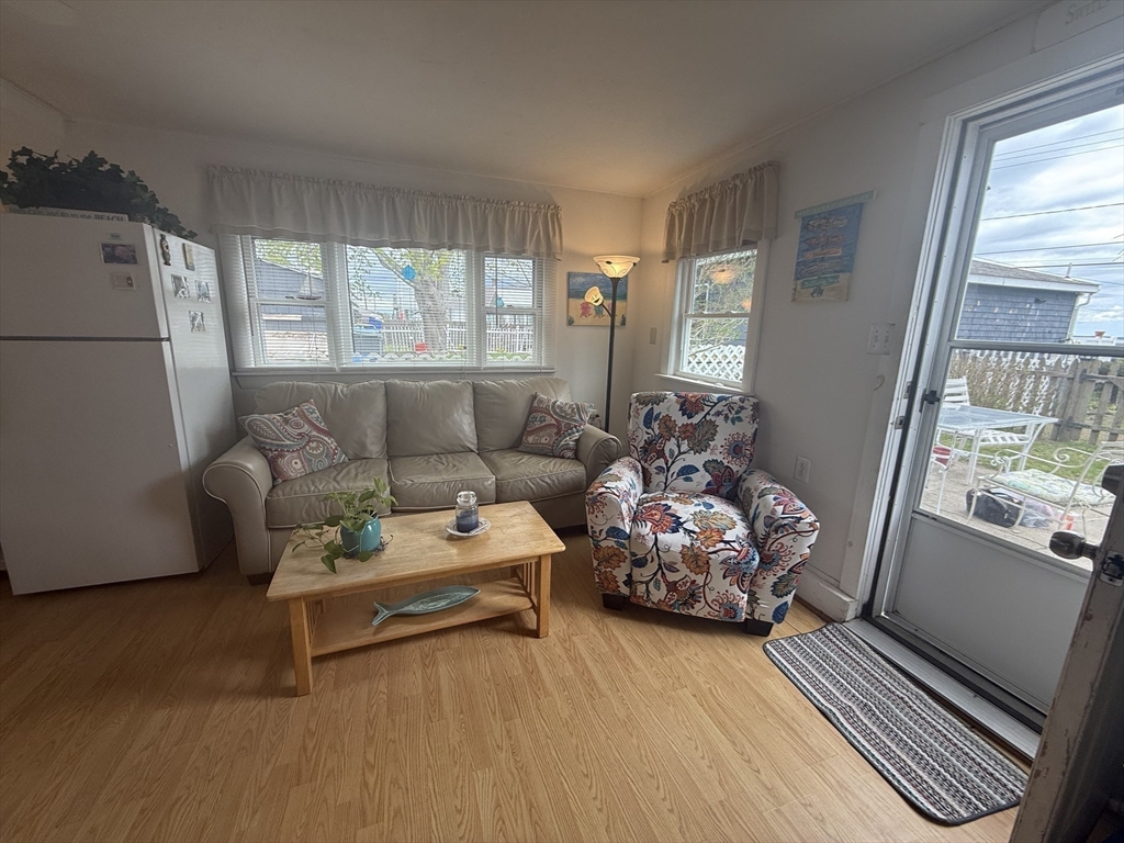 36 Wankinco Avenue Wareham, MA 02571 - Photo 8 of 22