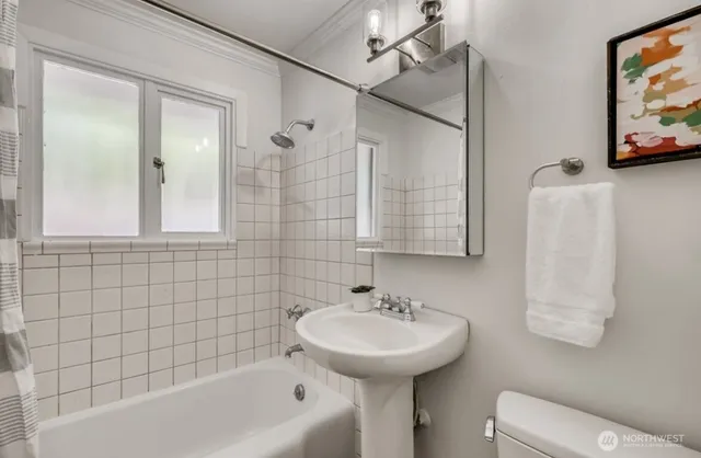 $4,050 | 102 Northwest 43rd Street, Seattle, WA 98107