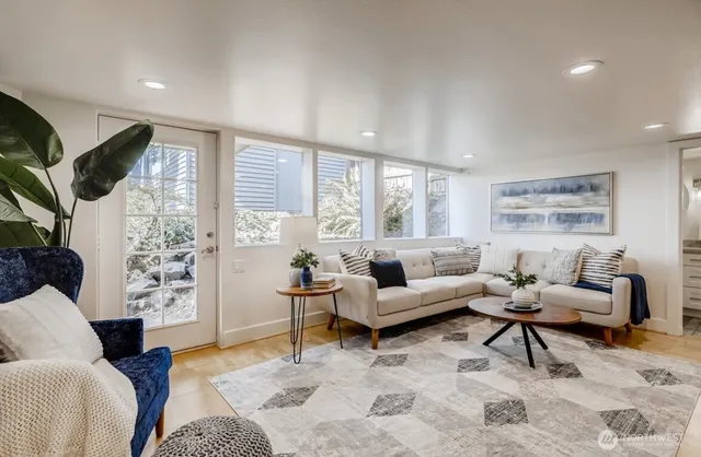 $4,050 | 102 Northwest 43rd Street, Seattle, WA 98107