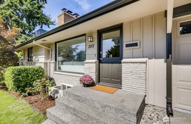 $4,050 | 102 Northwest 43rd Street, Seattle, WA 98107