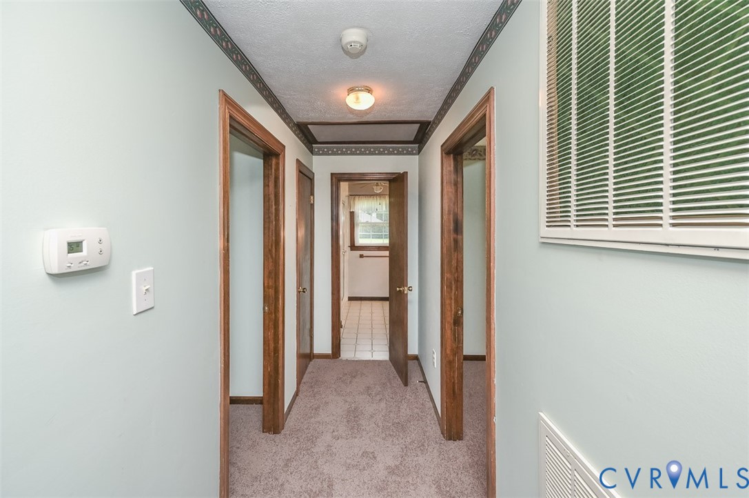 7641 Elko Road Sandston, VA 23150 - Photo 18 of 35