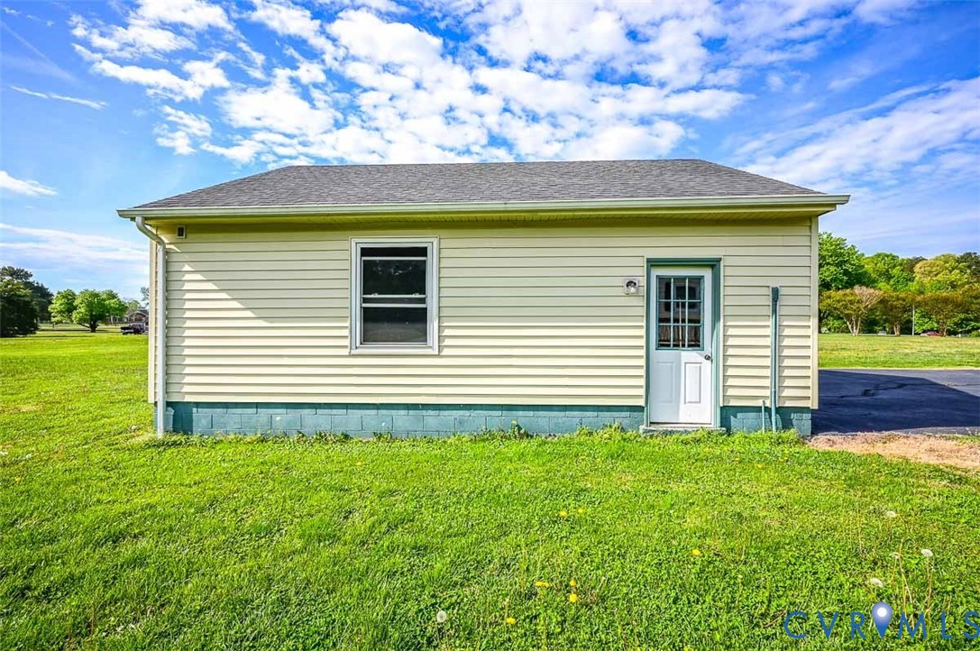 7641 Elko Road Sandston, VA 23150 - Photo 33 of 35