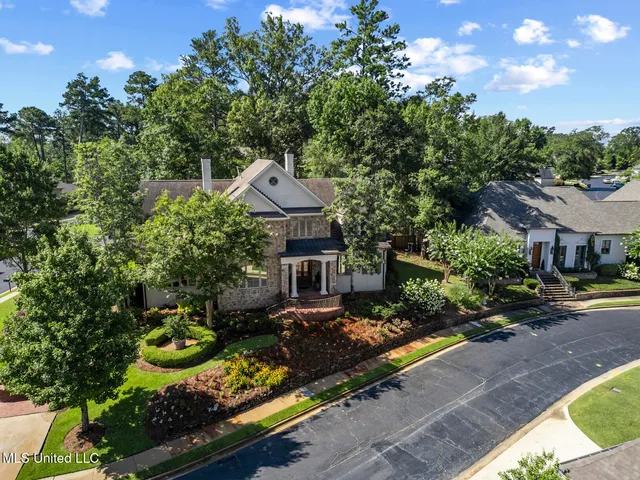 $1,100,000 | 15 Eastparke Drive, Jackson, MS 39211