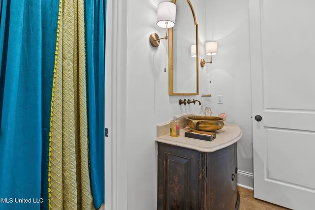 $1,100,000 | 15 Eastparke Drive, Jackson, MS 39211