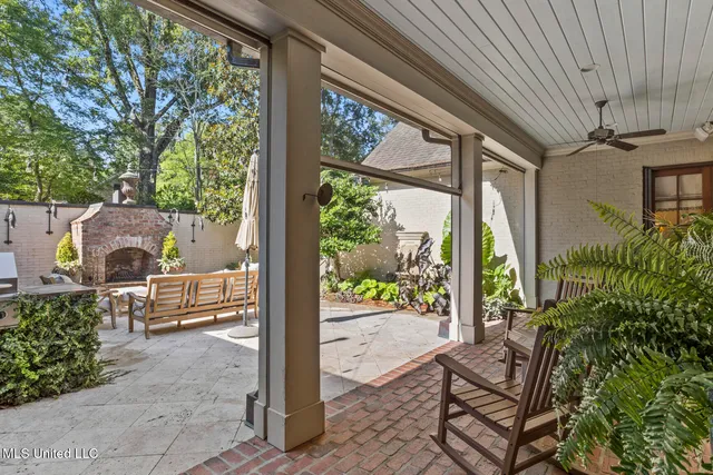 $1,100,000 | 15 Eastparke Drive, Jackson, MS 39211