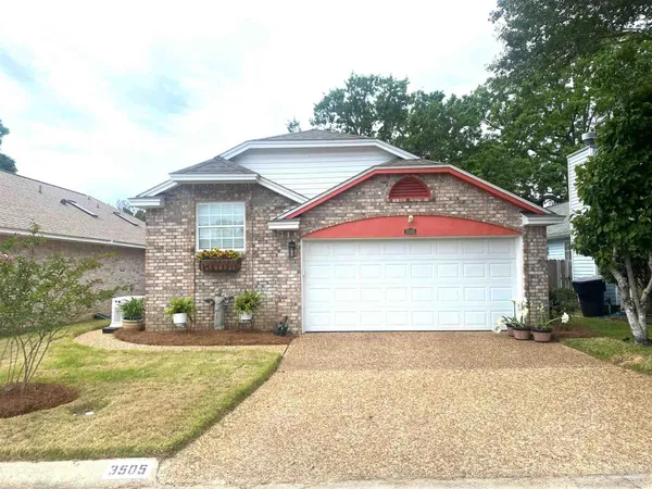 $348,500 | 3505 Silvertree Lane, Pensacola, FL 32504