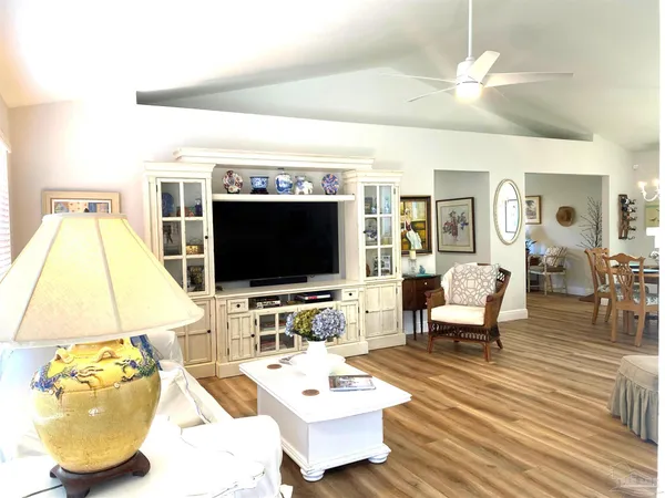 $348,500 | 3505 Silvertree Lane, Pensacola, FL 32504