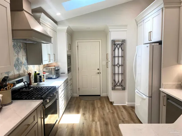 $348,500 | 3505 Silvertree Lane, Pensacola, FL 32504