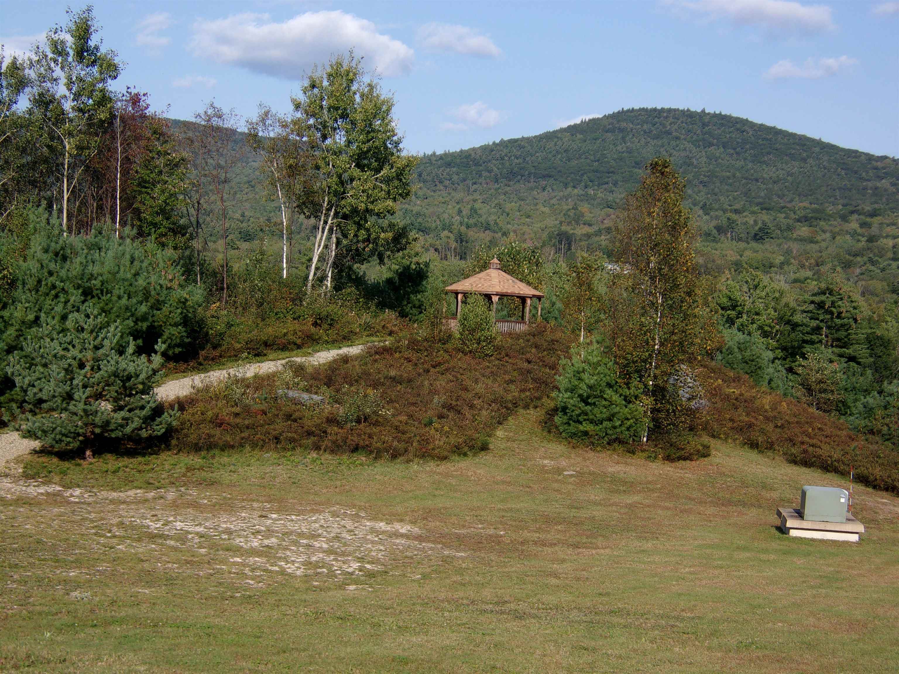 Fenn Way Circle, Unit 32 Bath, NH 03740 - Photo 4 of 13