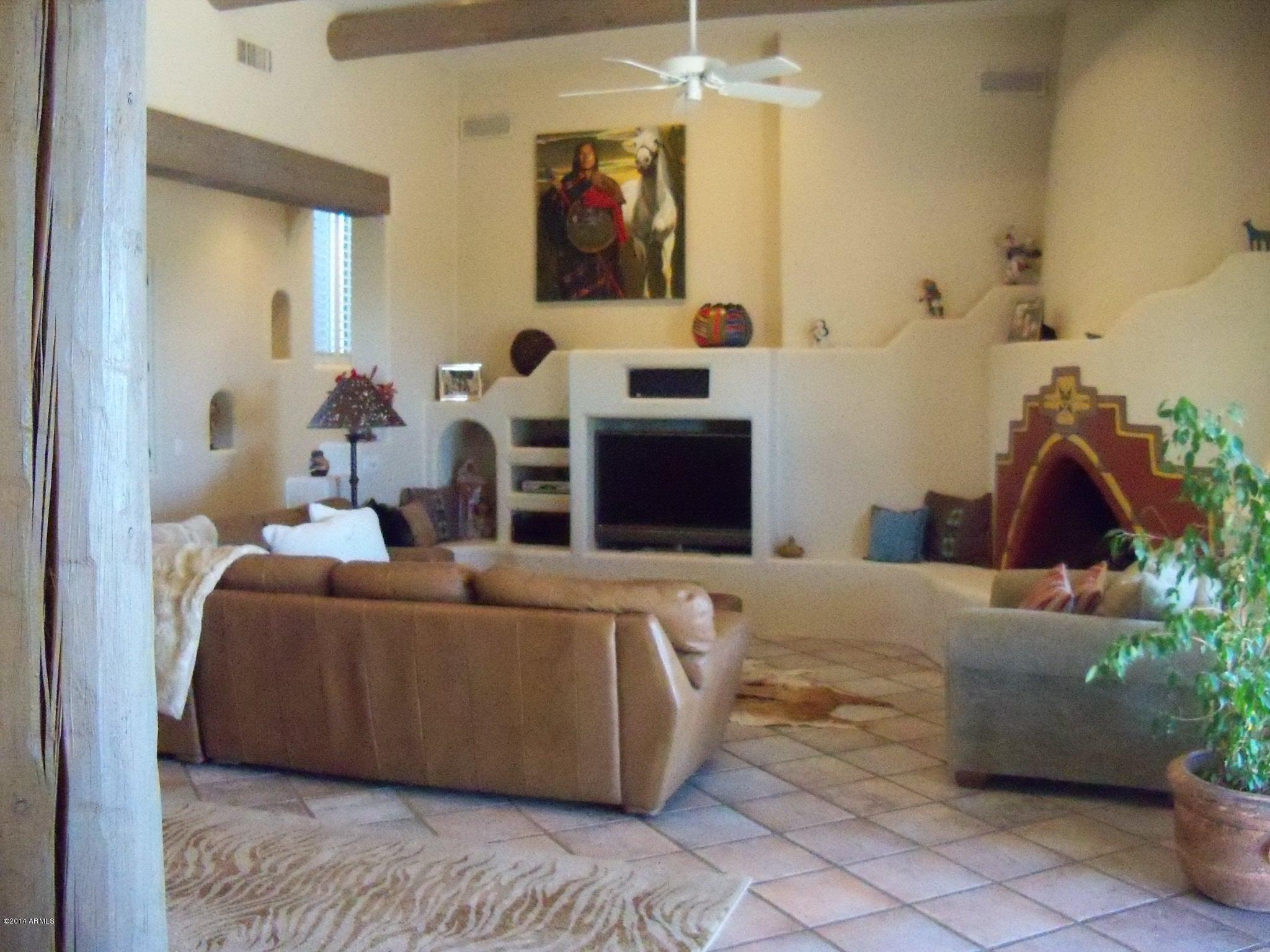 36619 Wild Flower Road Carefree, AZ 85377 - Photo 4 of 25 Great Room