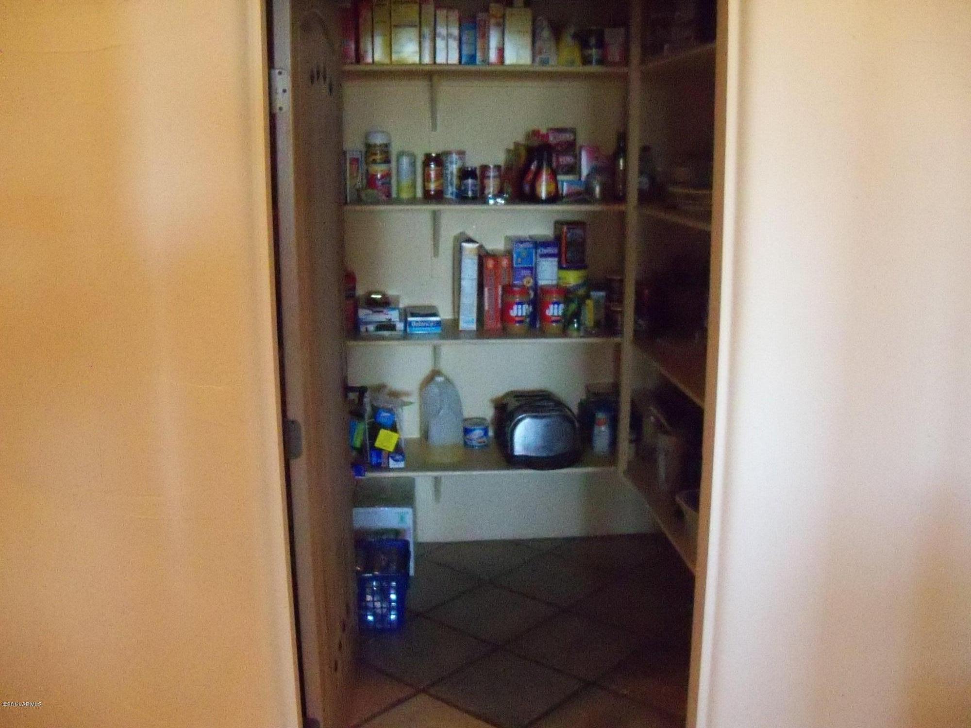 36619 Wild Flower Road Carefree, AZ 85377 - Photo 7 of 25 Walk In Pantry