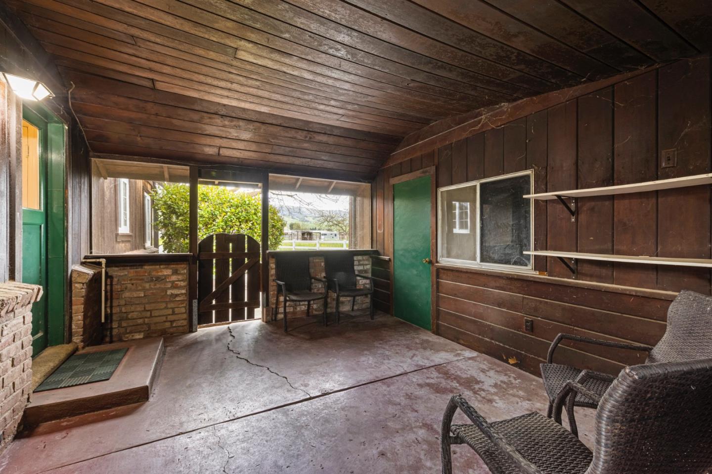 13755 Columbet Avenue San Martin, CA 95046 - Photo 34 of 61