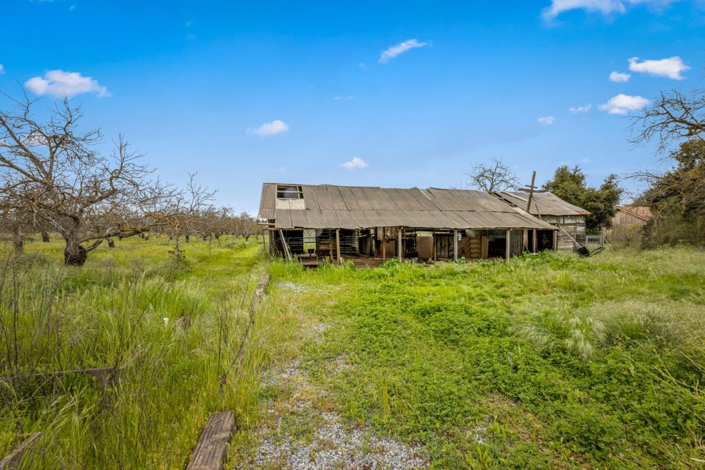 13755 Columbet Avenue San Martin, CA 95046 - Photo 39 of 61 a aerial view of a house