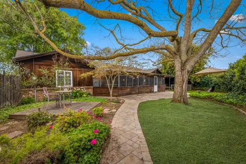 $1,750,000 | 13755 Columbet Avenue, San Martin, CA 95046
