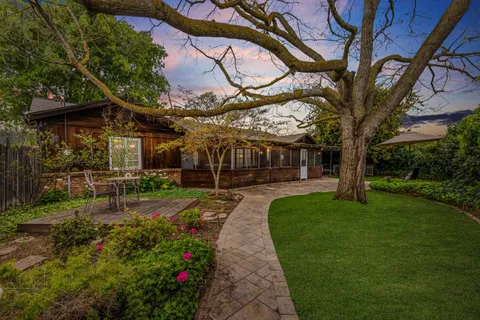 $1,750,000 | 13755 Columbet Avenue, San Martin, CA 95046