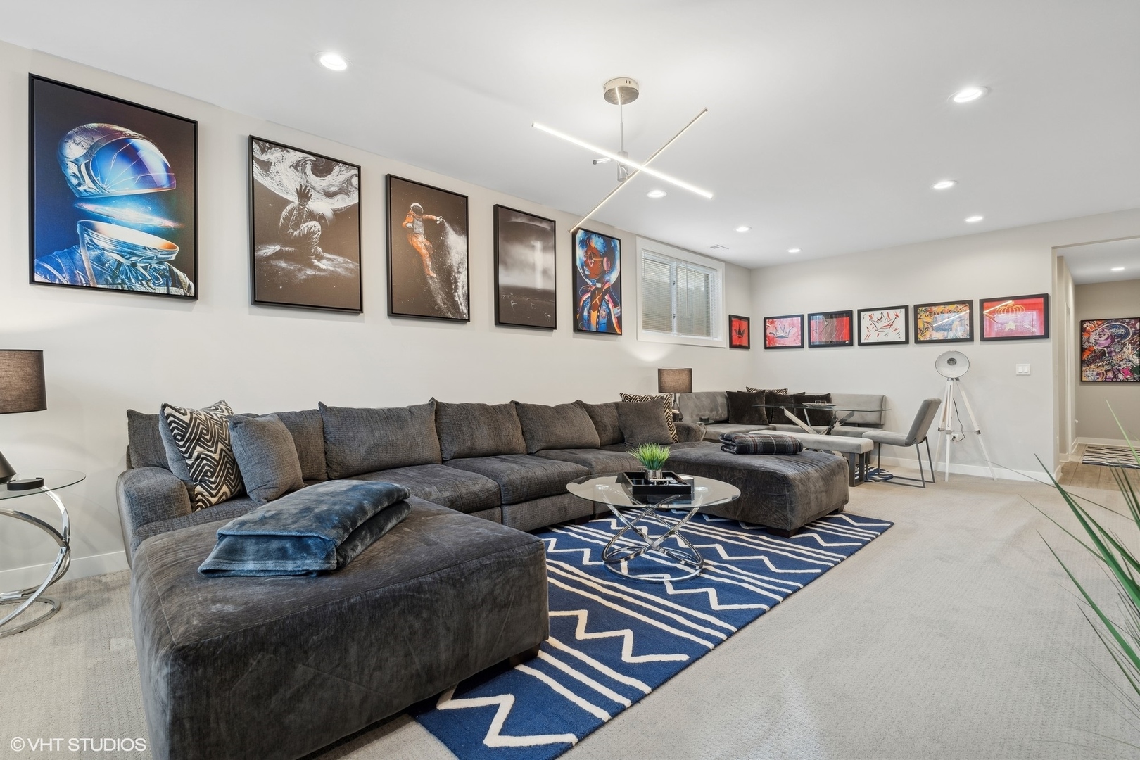 1449 East 65th Place, Unit 1 Chicago, IL 60637 - Photo 12 of 18 a living room with furniture and painting on the wall