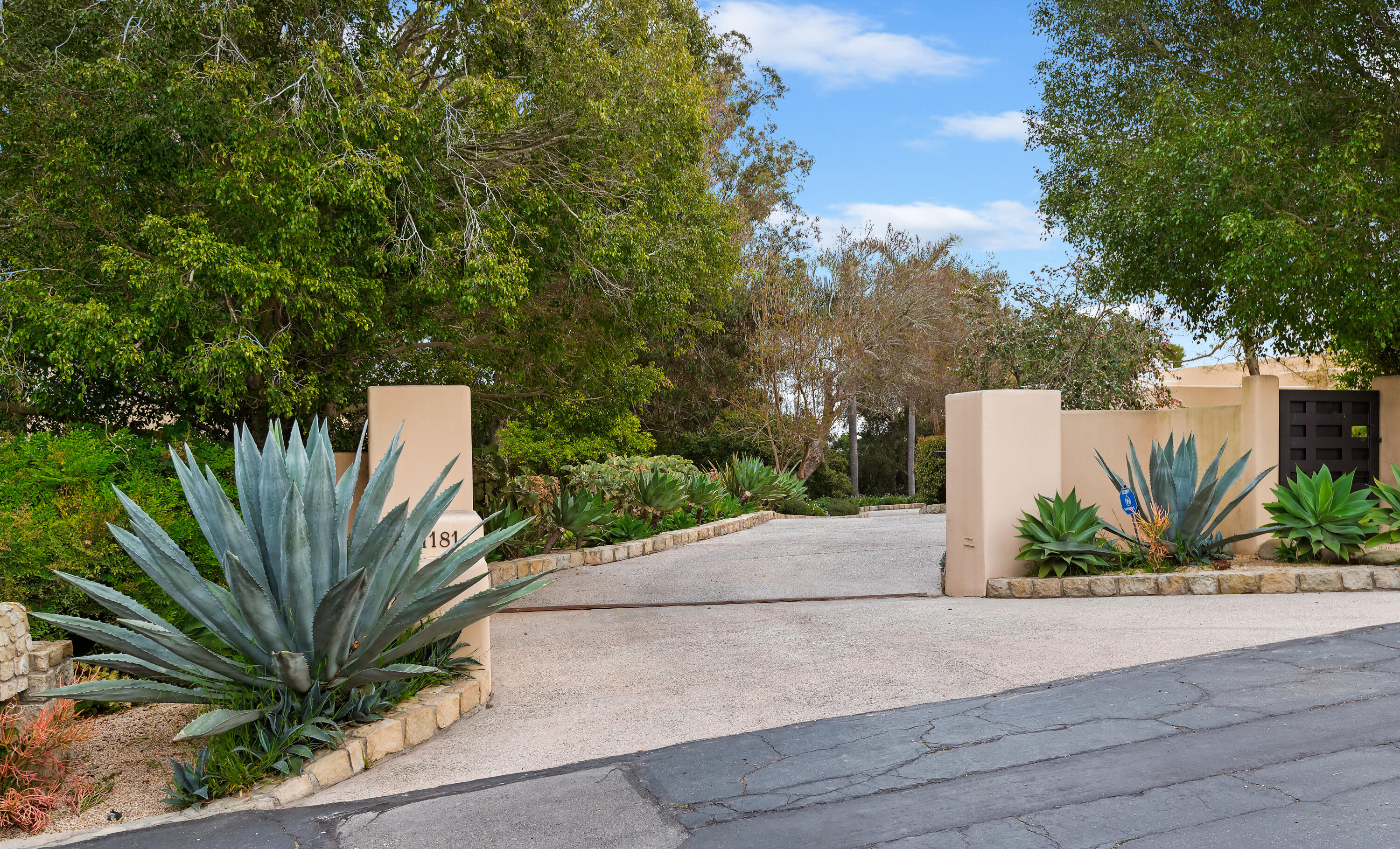 1181 Glenview Road Santa Barbara, CA 93108 - Photo 3 of 46