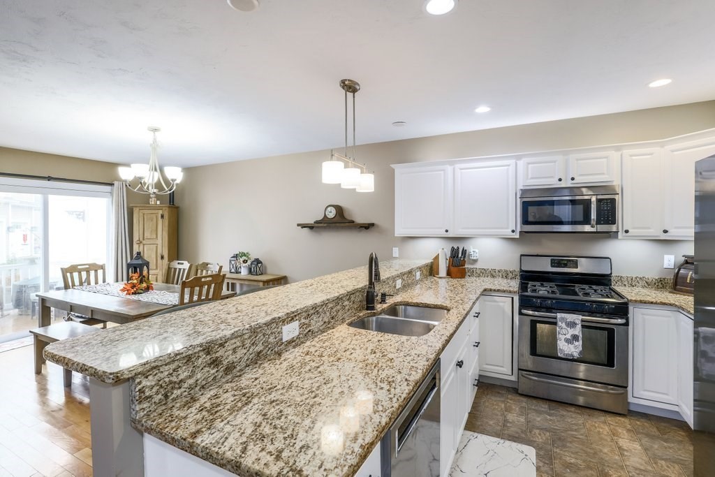 85 Maple Avenue, Unit A Rutland, MA 01543 - Photo 8 of 35