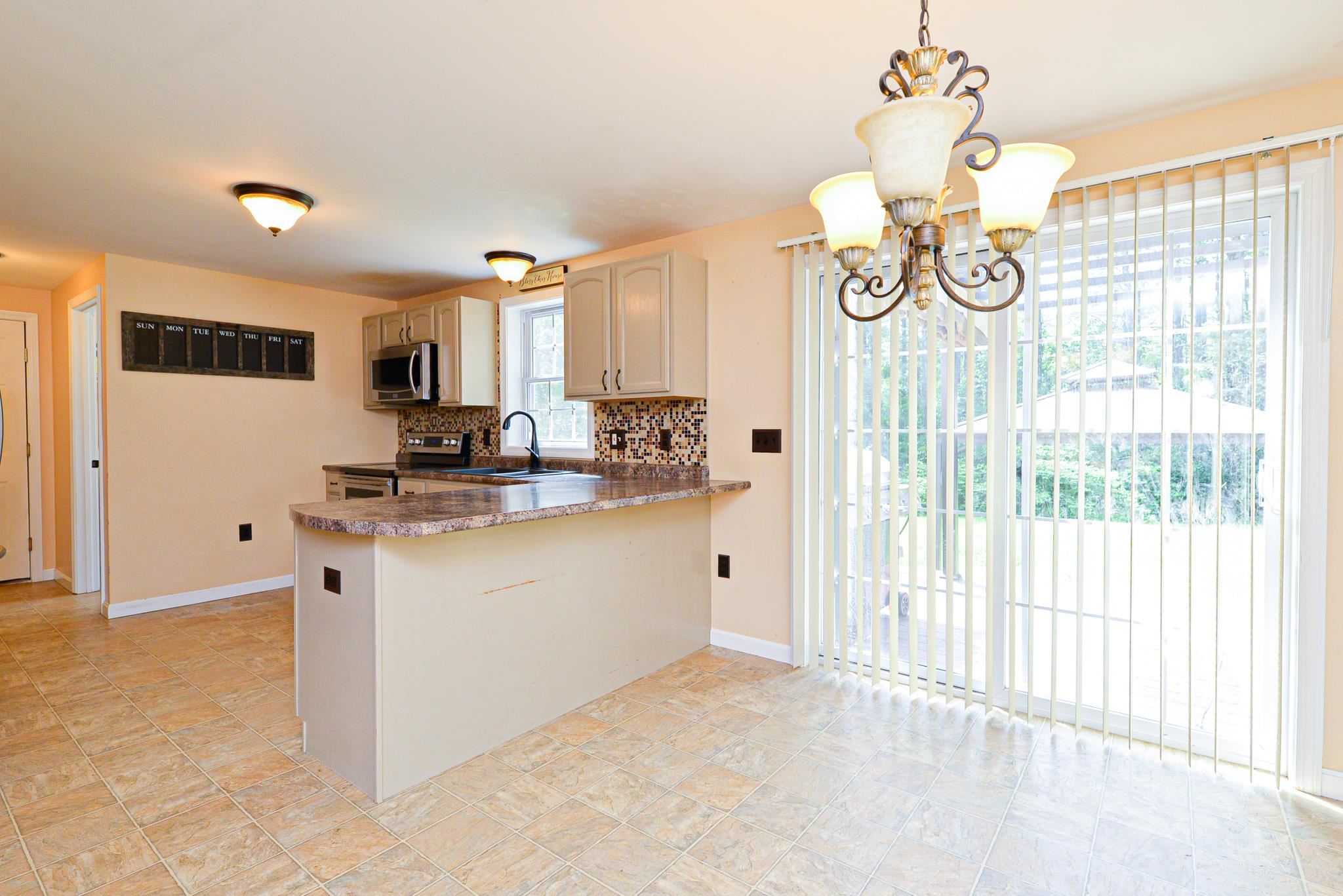 28 Haven Hill Road, Unit B Rochester, NH 03867 - Photo 6 of 34