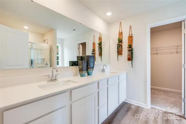 $469,999 | 10010 Chatham Run Lane, Charlotte, NC 28262