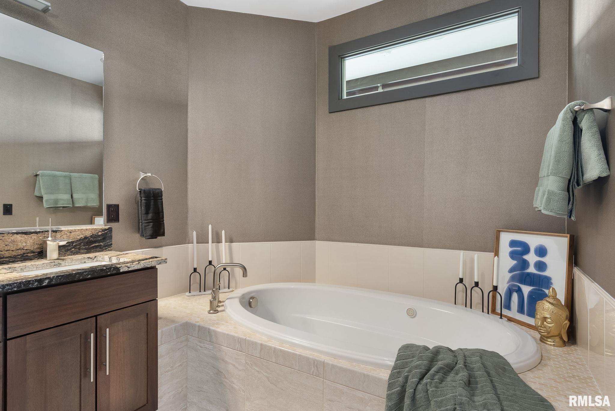 1 Montgomery Drive Moline, IL 61265 - Photo 25 of 46