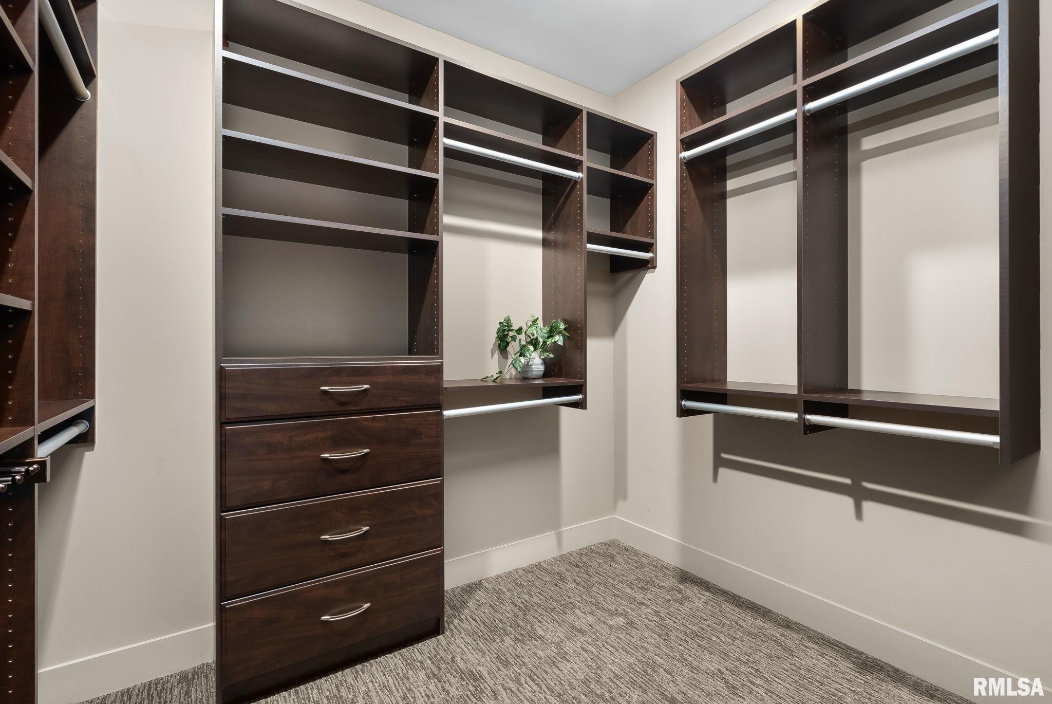 1 Montgomery Drive Moline, IL 61265 - Photo 27 of 46