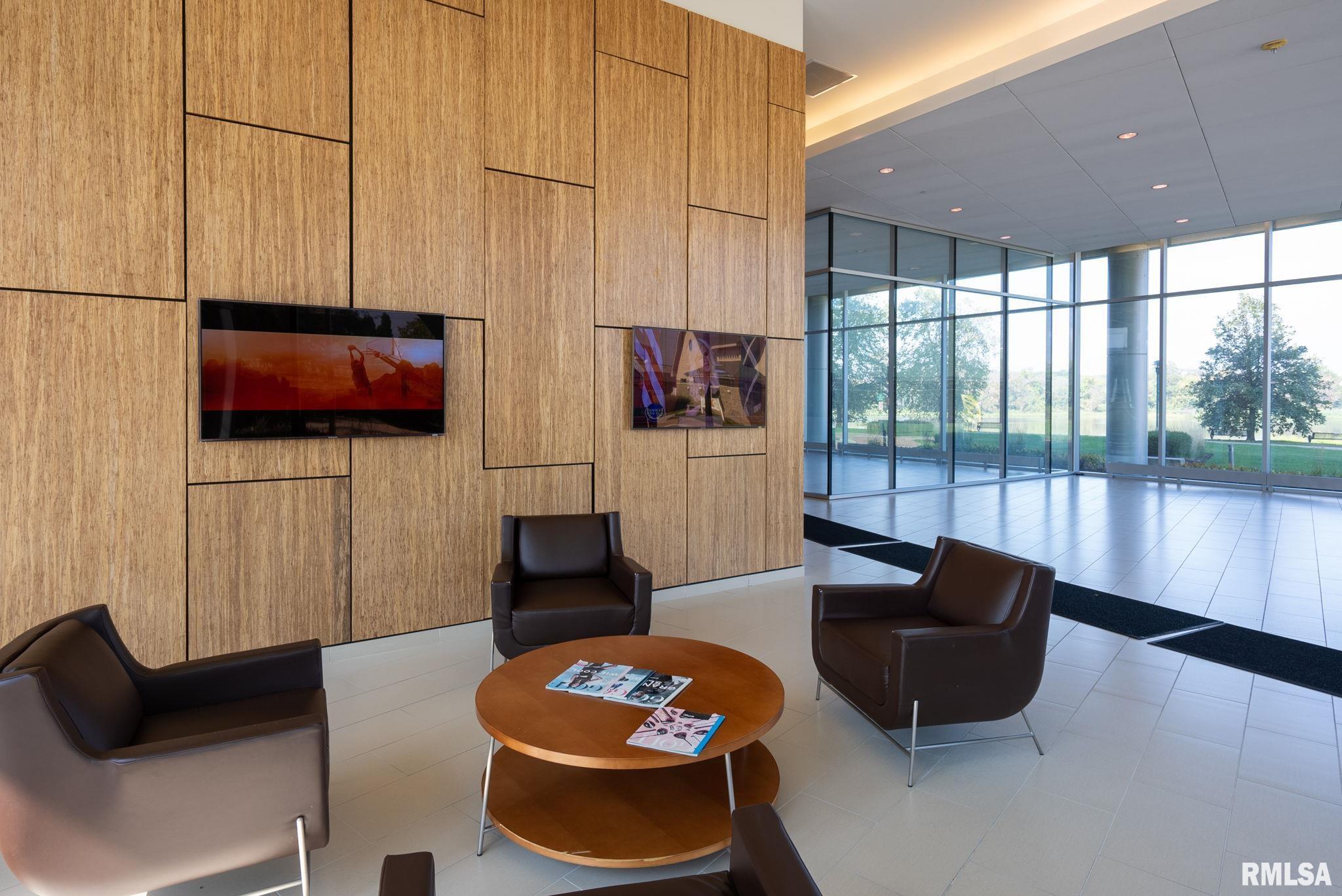 1 Montgomery Drive Moline, IL 61265 - Photo 3 of 46