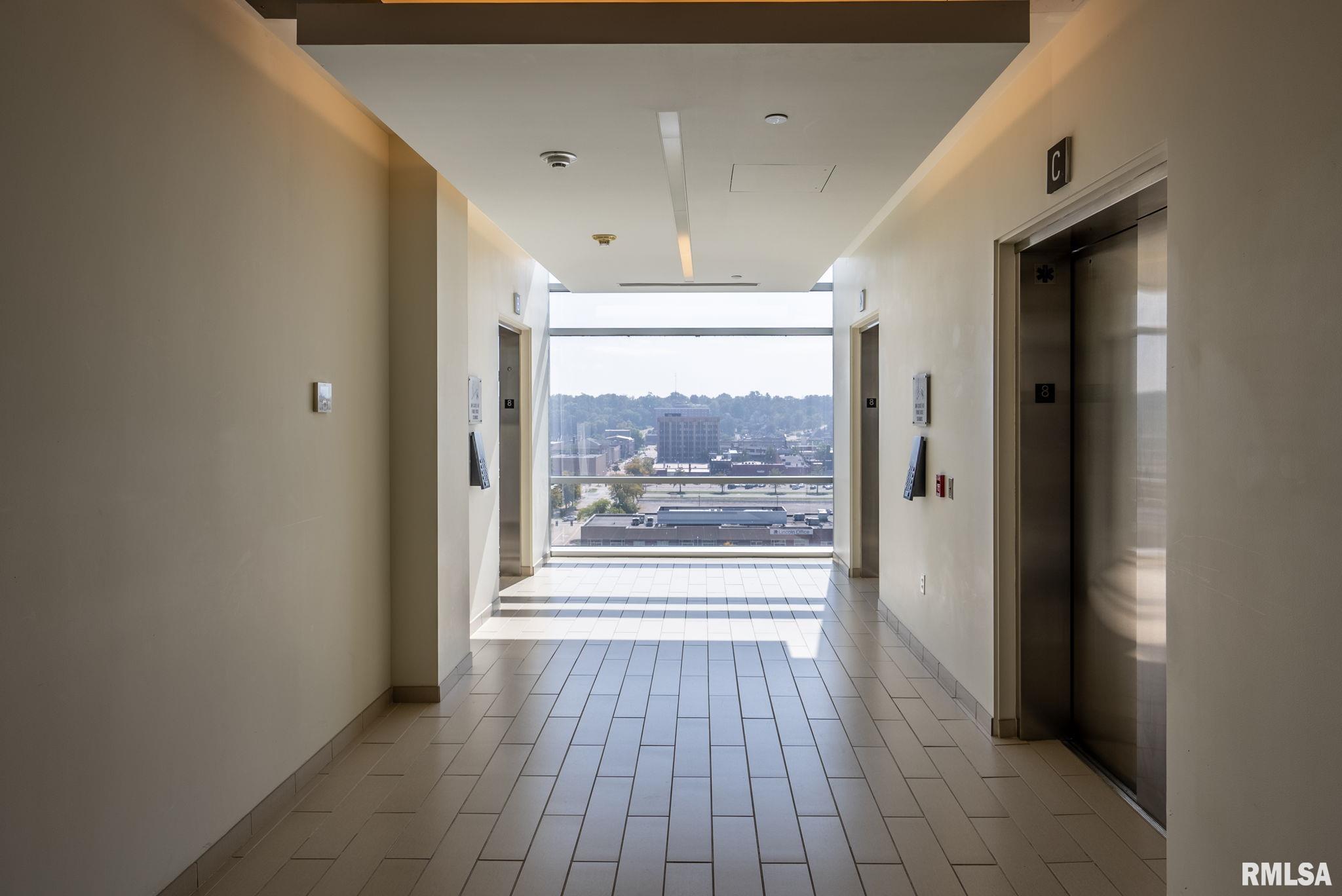 1 Montgomery Drive Moline, IL 61265 - Photo 6 of 46