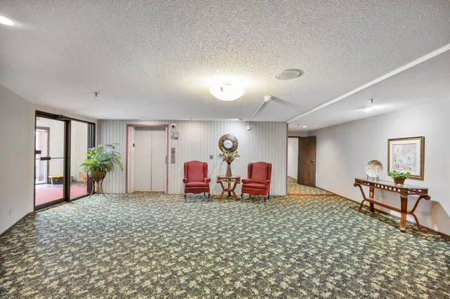 $125,000 | 4710 58th Avenue North, Unit 219, Crystal, MN 55429