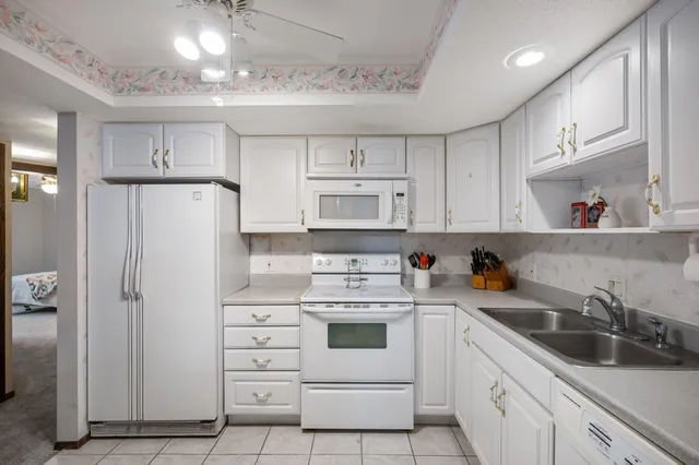 $125,000 | 4710 58th Avenue North, Unit 219, Crystal, MN 55429