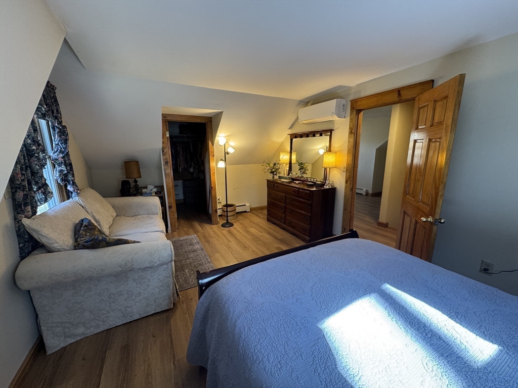 47 Kingsbury Road Norfolk, MA 02056 - Photo 13 of 33