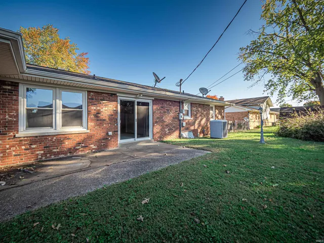 $155,000 | 310 Kennedy Drive, Mount Vernon, IN 47620