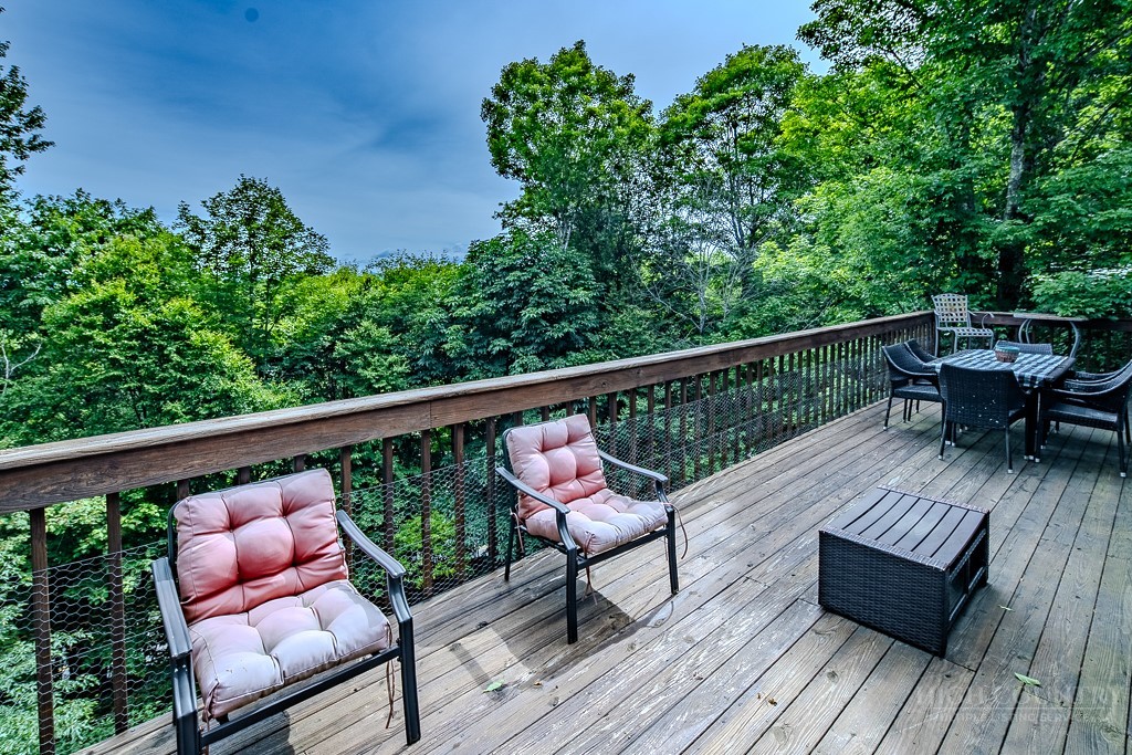 102 Red Oak Road Beech Mountain, NC 28604 - Photo 11 of 41