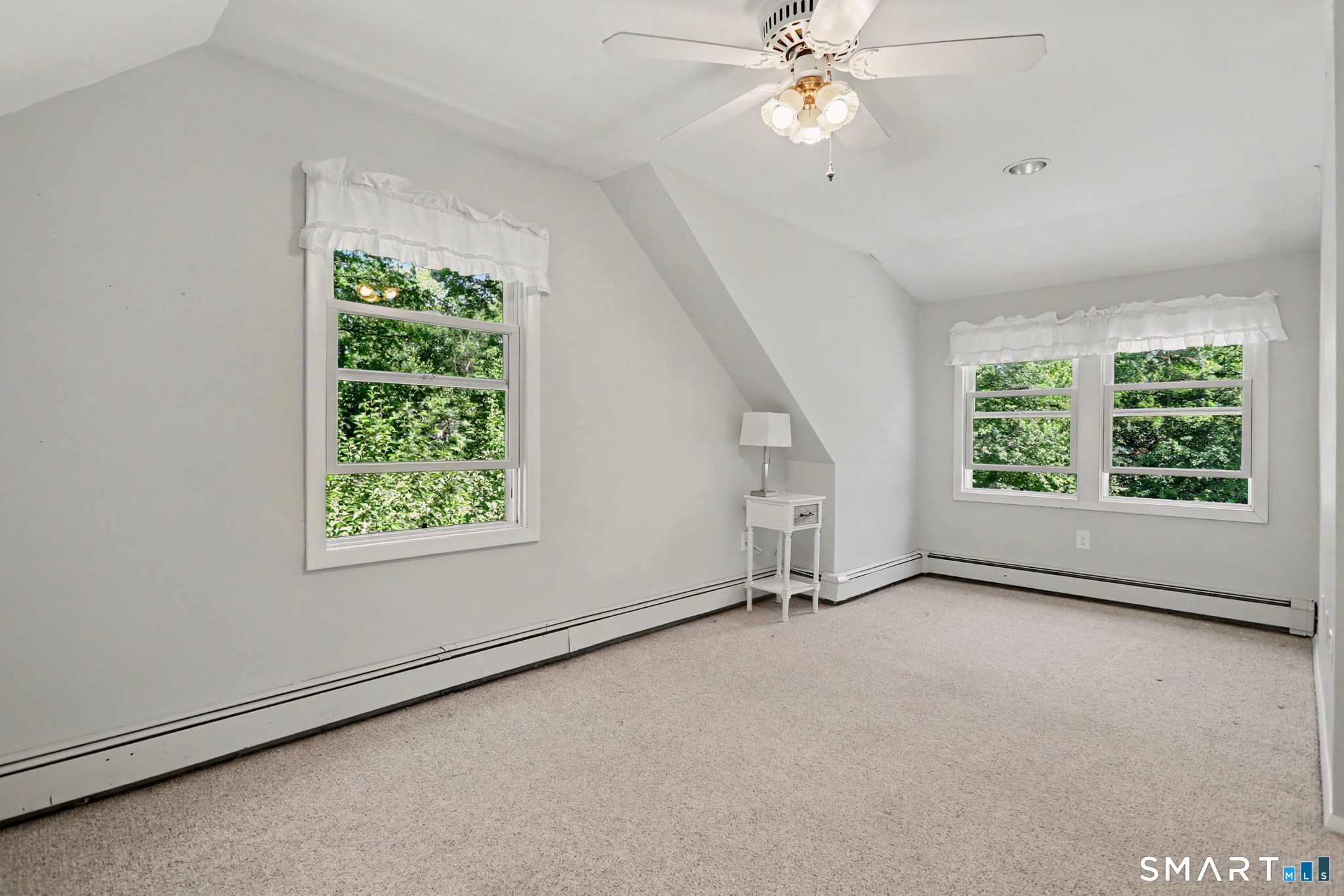 14 Peters Road Trumbull, CT 06611 - Photo 23 of 40