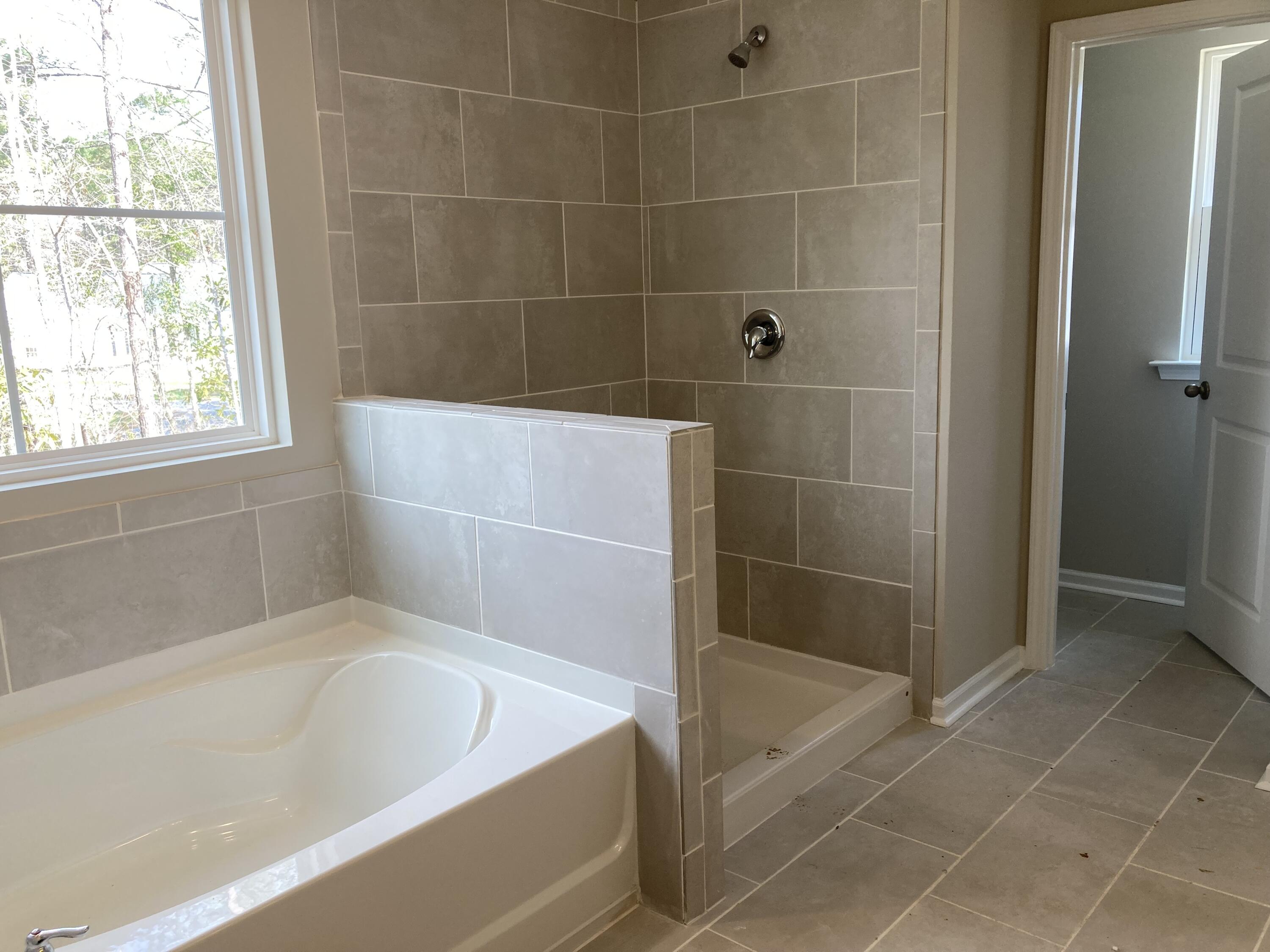 156 Cinnamon Road Summerville, SC 29483 - Photo 9 of 29 Spa Style Primary Bath