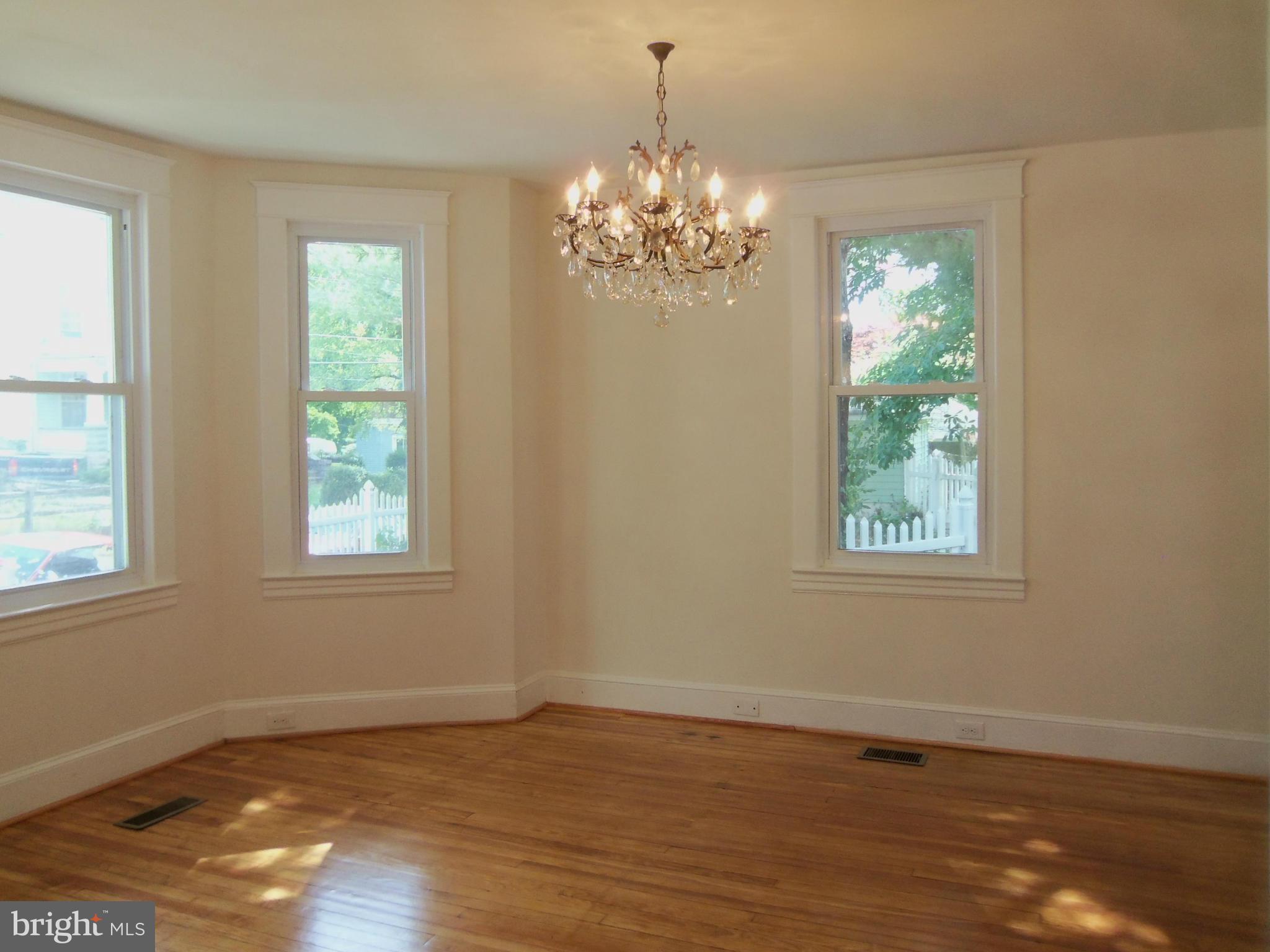 4917 Catalpha Road Baltimore, MD 21214 - Photo 8 of 28 Dining Room