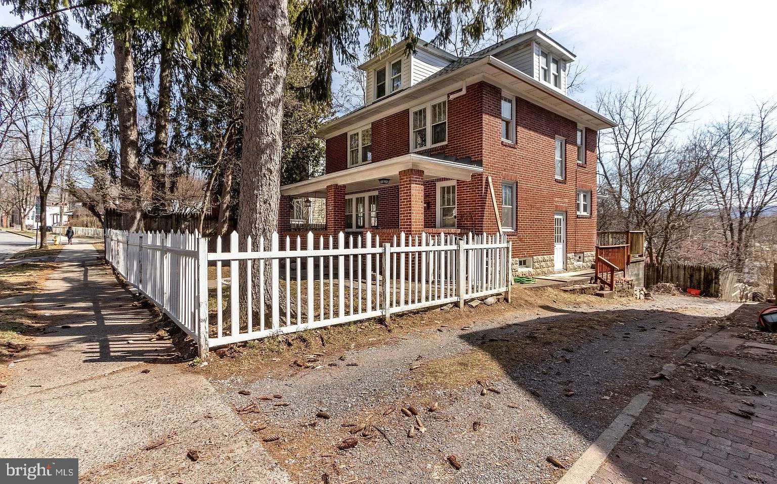 148 West Prospect Avenue State College, PA 16801 - Photo 24 of 28