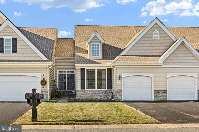 $334,900 | 200 Spring Meadow Drive, Smyrna, DE 19977