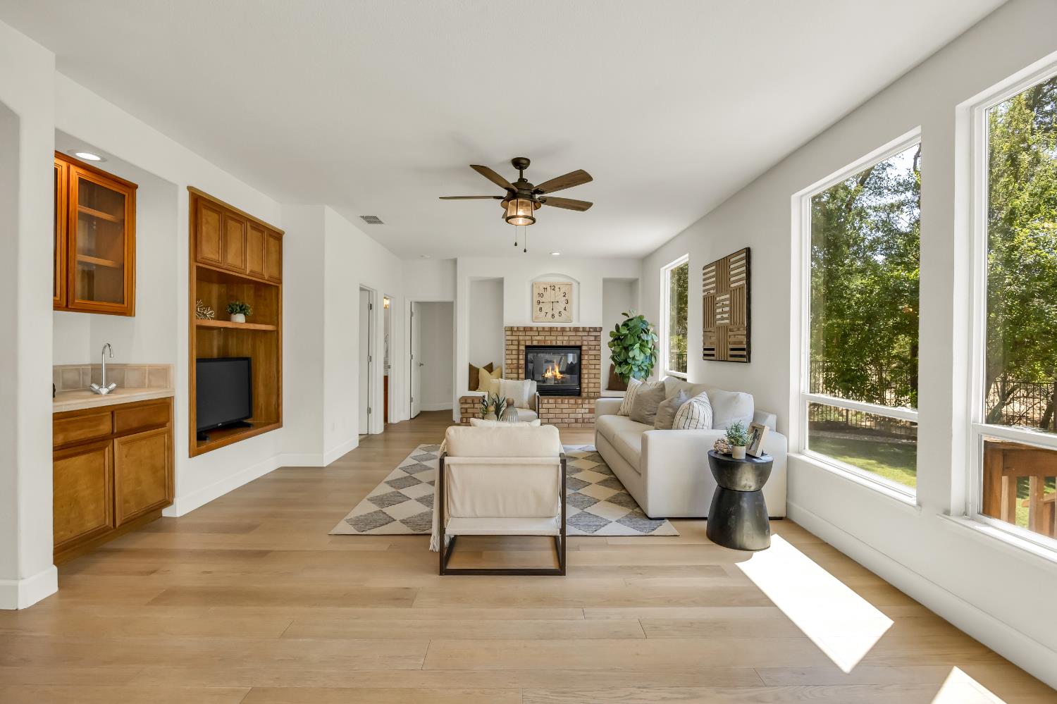 6041 Lockridge Drive Granite Bay, CA 95746 - Photo 23 of 67 a living room with furniture and a large window