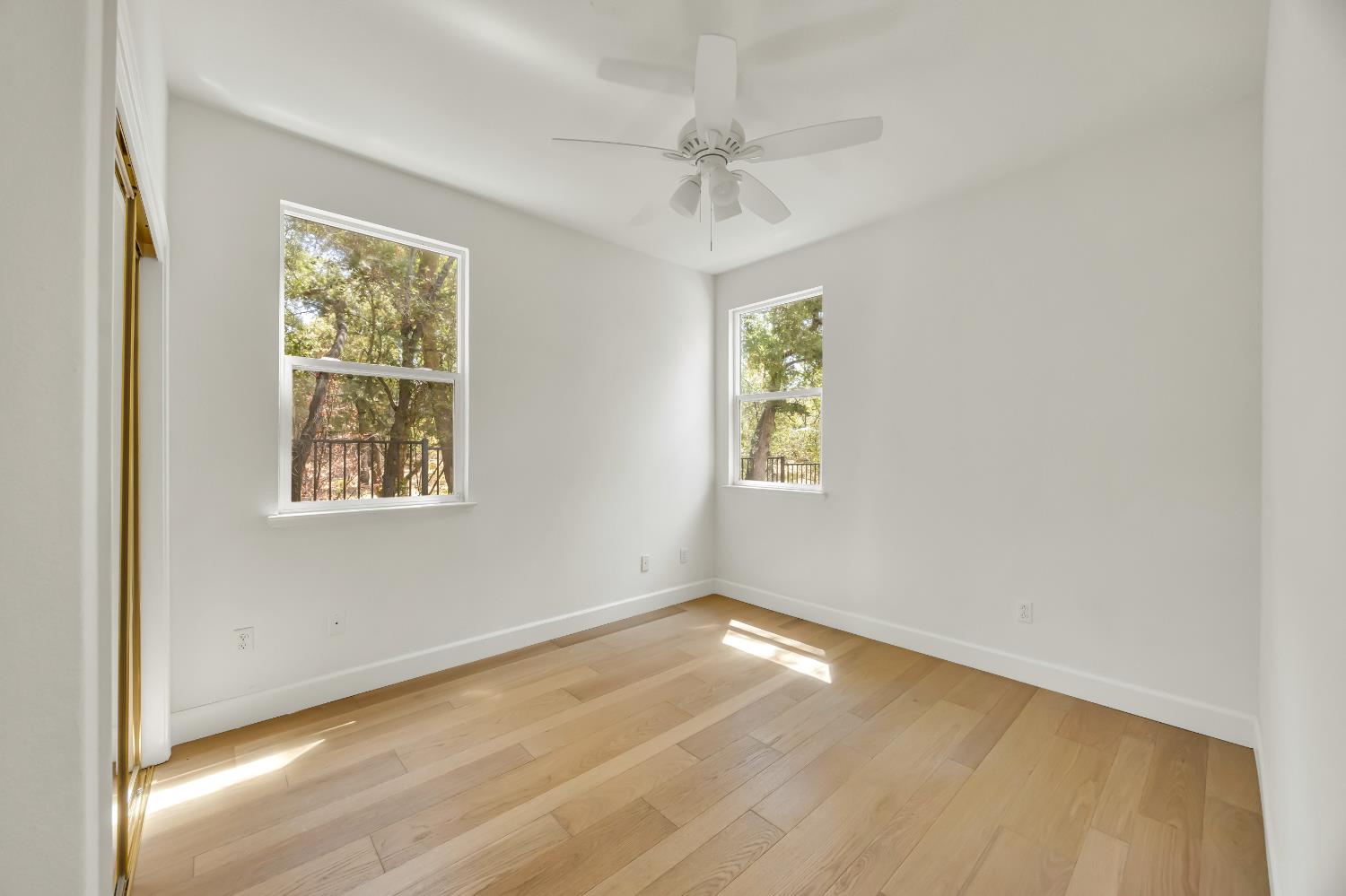 6041 Lockridge Drive Granite Bay, CA 95746 - Photo 28 of 67 an empty room with a window