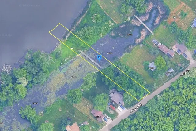 $105,999 | 26572 West Lake Road, Antioch, IL 60002